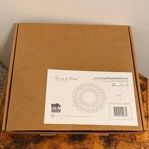 Fleur-de-lis Cardboard Wreath Kit by Cardboard Safari